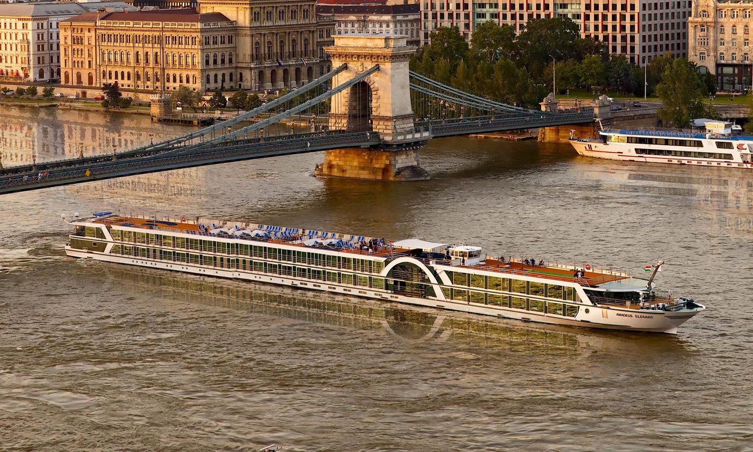 Amadeus Elegant — luftner cruises