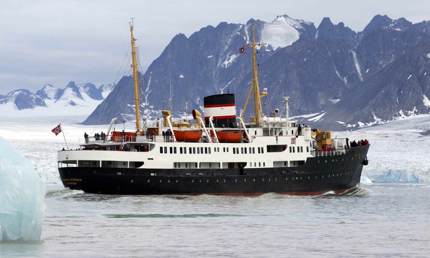 Serenissima — hx hurtigruten expeditions
