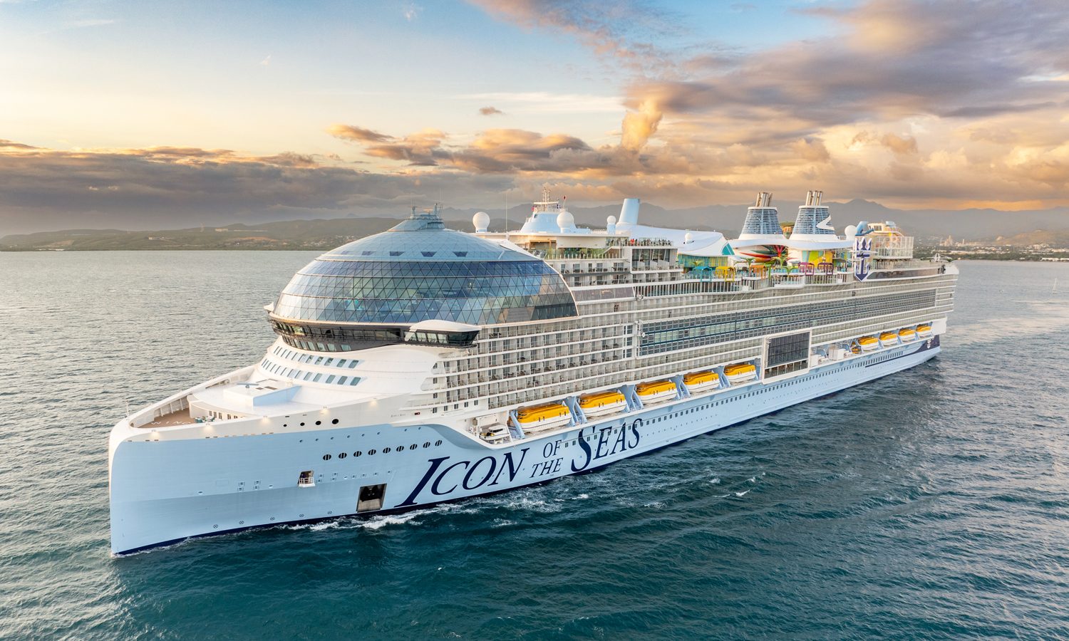 Icon of the Seas op zee, foto van Patrick Parez