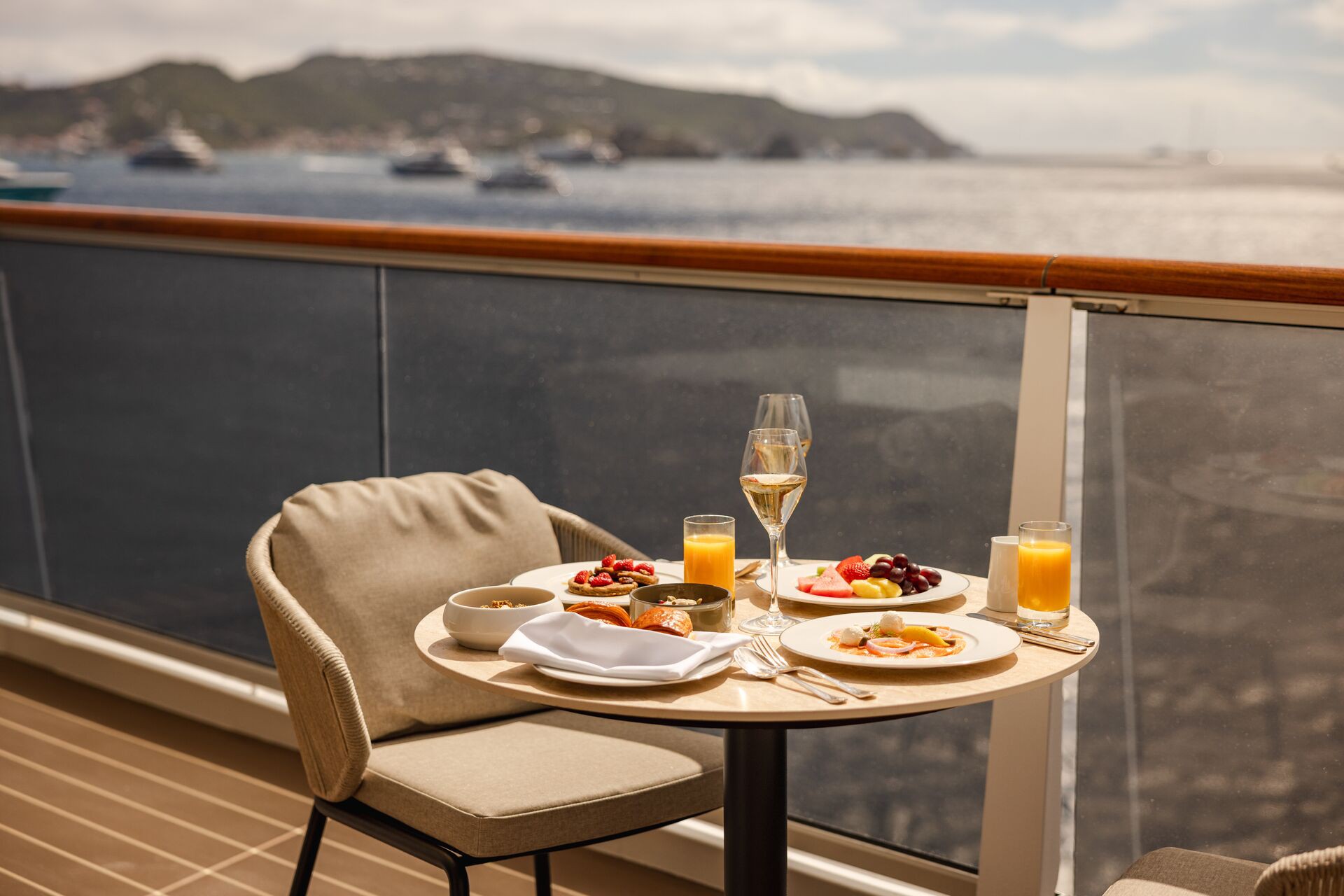 In-Suite Dining aan boord van EXPLORA IV