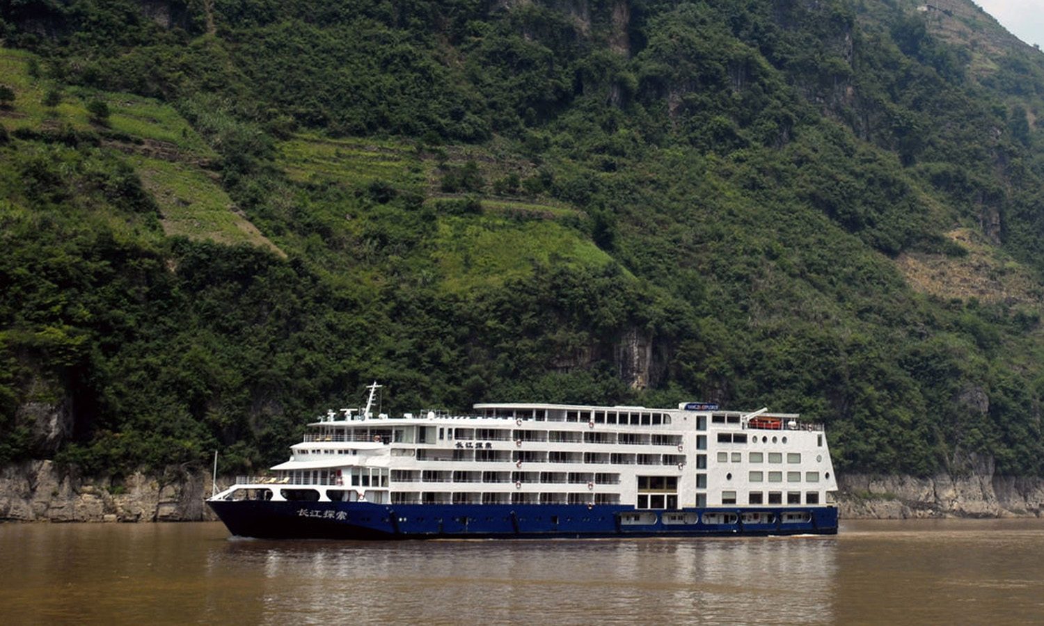 Mekong Jewel (charter Uniworld River Cruises) — uniworld boutique river cruises