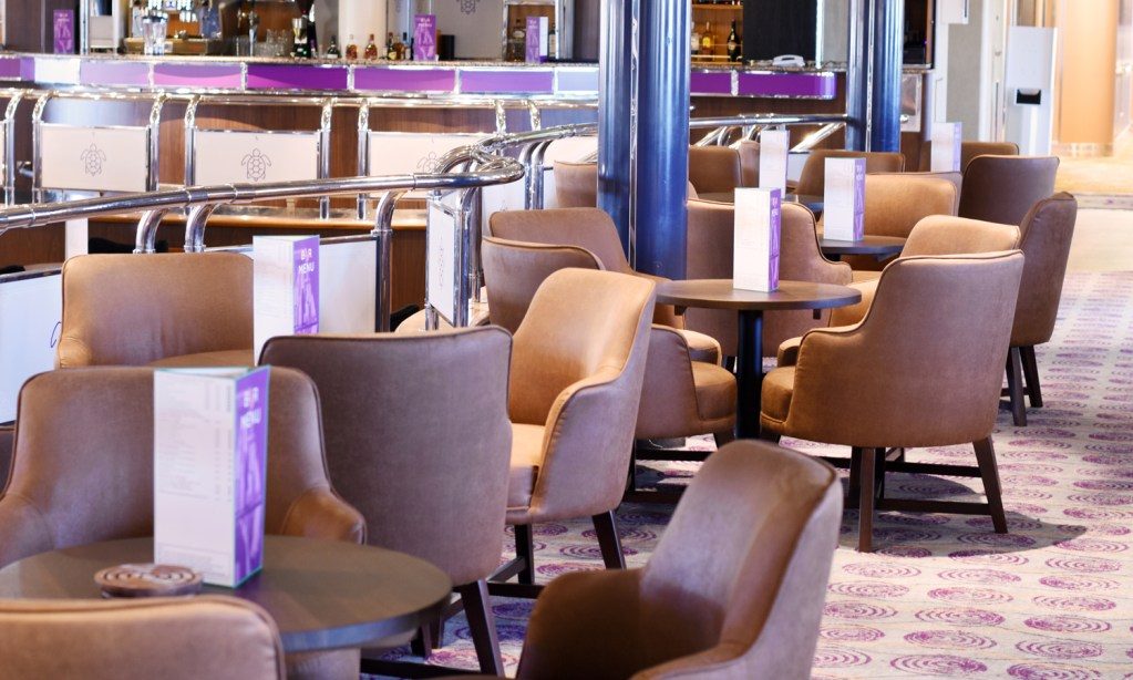 Ambassador Cruise LIne beeld 05 — ambassador cruise line