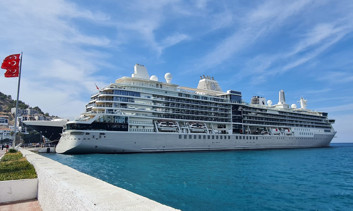 Silver Ray — silversea cruises