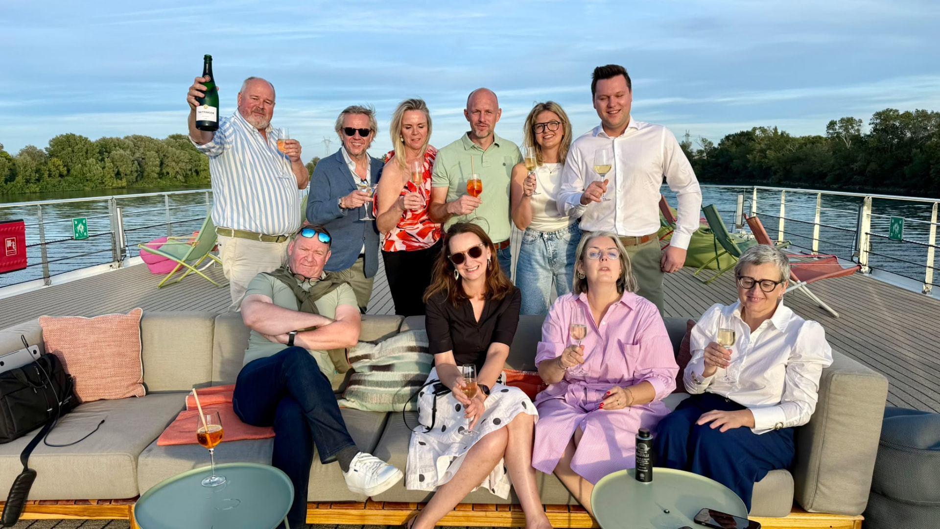 Ons reisgezelschap aan boord van Riverside Ravel · Eigen foto Springbok Travel