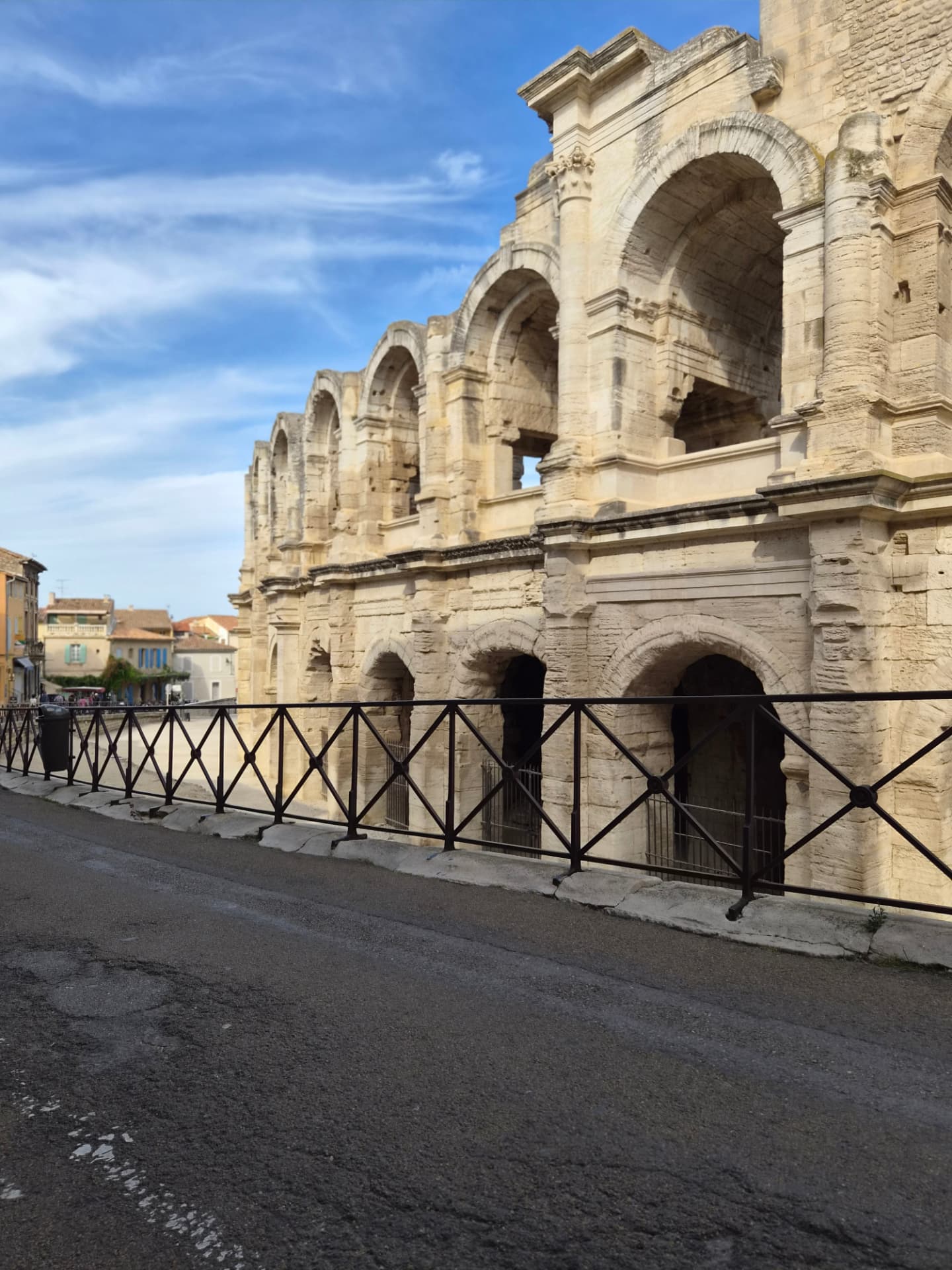 Romeinse arena van Arles tijdens Dirks fietstocht