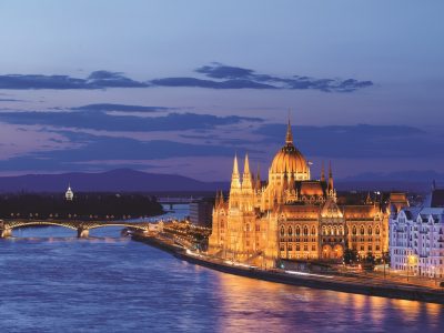 amawaterways-riviercruise-donau-hongarije-budapest-by-night-001